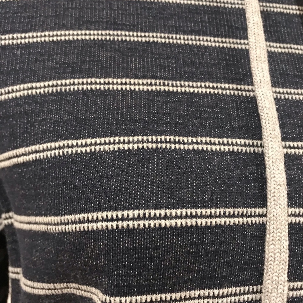 ☮️ BILLABONG. Women’s Pull Over - Picture 3 of 4